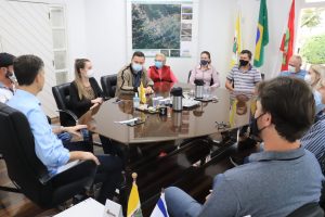 Núcleo de Parques Aquáticos da Acig cobra pavimentação asfáltica na Rota das Águas